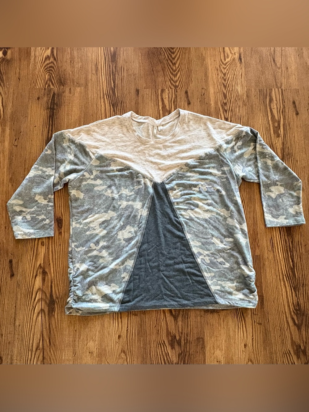 Cato lightweight sweatshirt long sleeve camo cream grey size XL